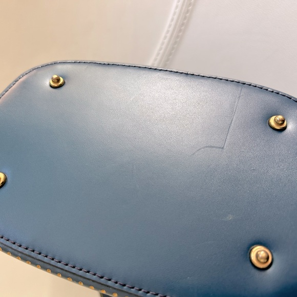 Dooney & Bourke vintage cabrio navy perforated leather bucket bag long handles - Picture 10 of 10